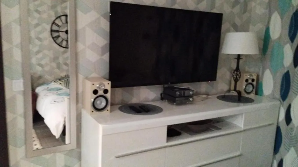 Jardin Apartement コンカルノー アパート